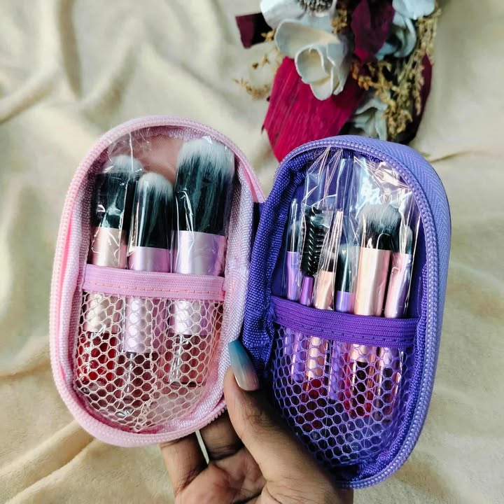 Mini Makeup Brush Set